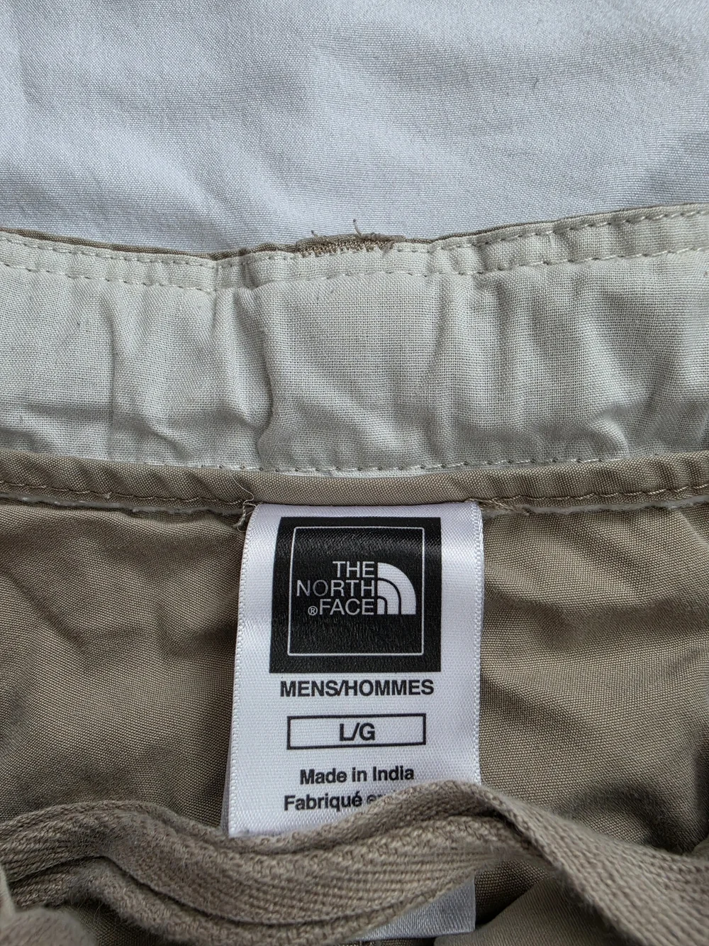 The North Face Mens Large Khaki Hiking Shorts Adjustable Tie Waist